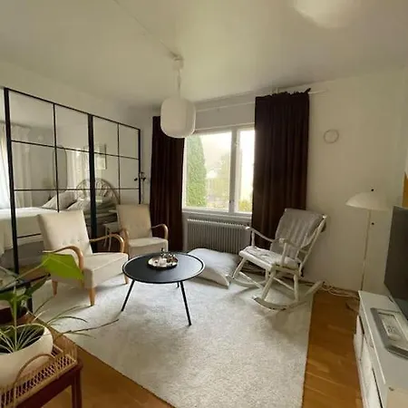 Villa Old With Garden Close To Centre Of Parainenp Pargas